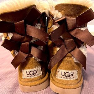 Child’s Ugg boots